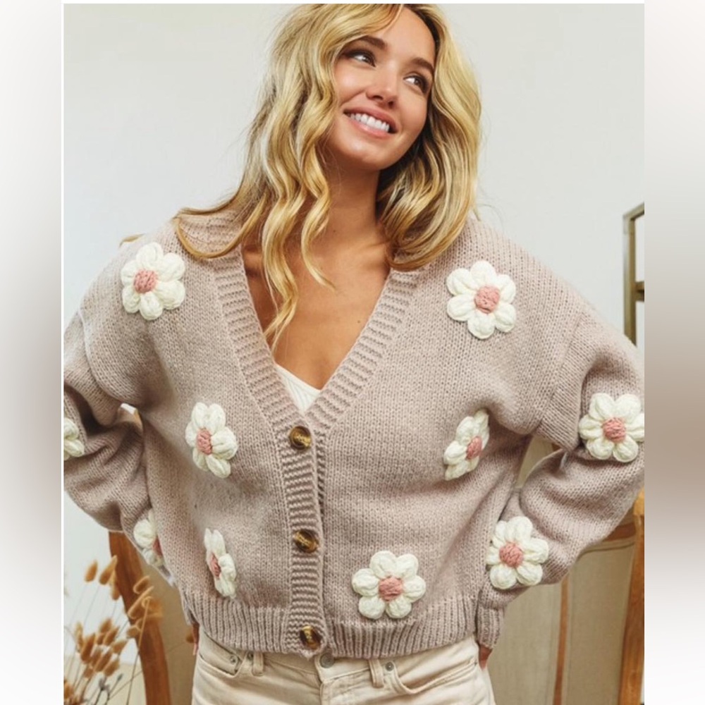 BiBi Women's Tan Cardigan with Floral 3d crochet knit flowers M